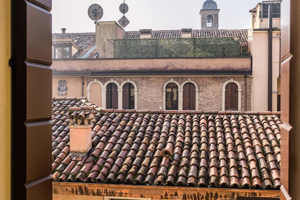 Enjoy Home - Studio Vicino Al Teatro Verdi Padua Buitenkant foto